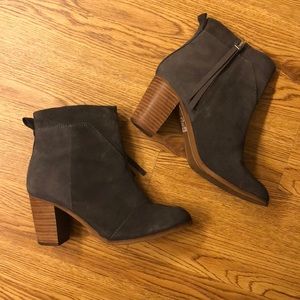 Toms gray suede booties in size 5.5